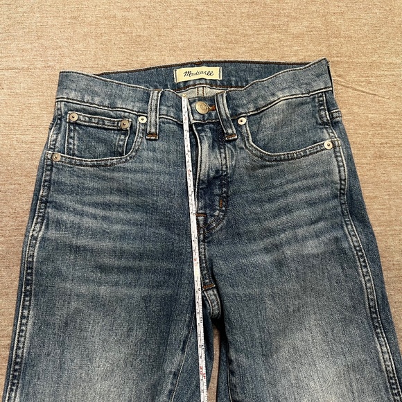 Madewell Petite Cali Demi-Boot Jeans in Comfort Stretch: Eco Edition - Picture 3 of 13